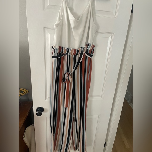 Jumpsuit - Picture 2 of 3